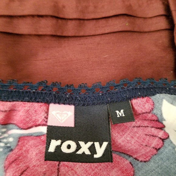 Roxy Hawaiian Skirt - Picture 5 of 8